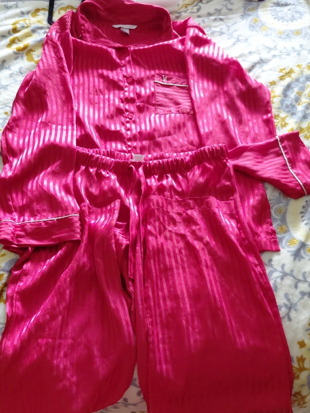 Victoria Secret Bright Fuchsia Satin Pajama Set